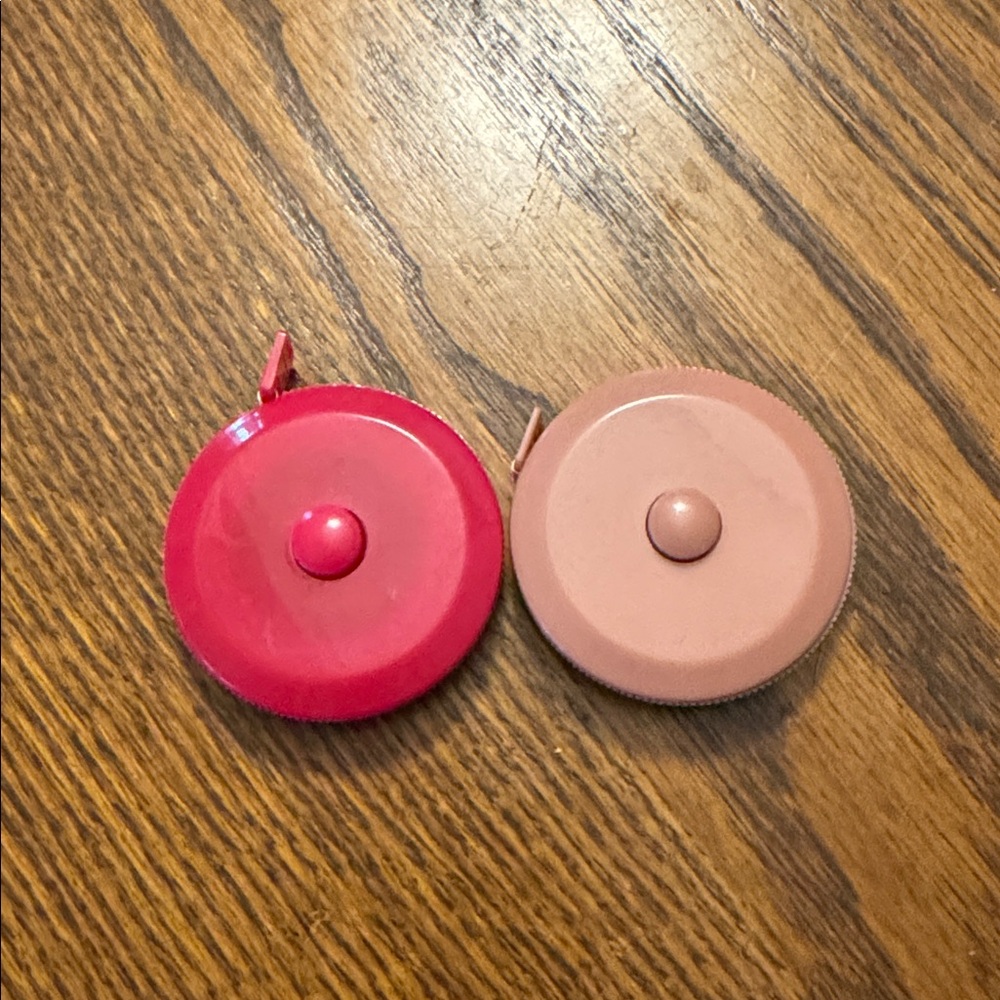 BUNDLE OF 2 TAPE MEASURE SET OF 2 RANDOM COLOR NEW